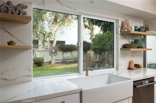 207 21st, Huntington Beach, CA 92648