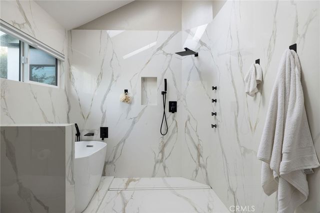 207 21st, Huntington Beach, CA 92648