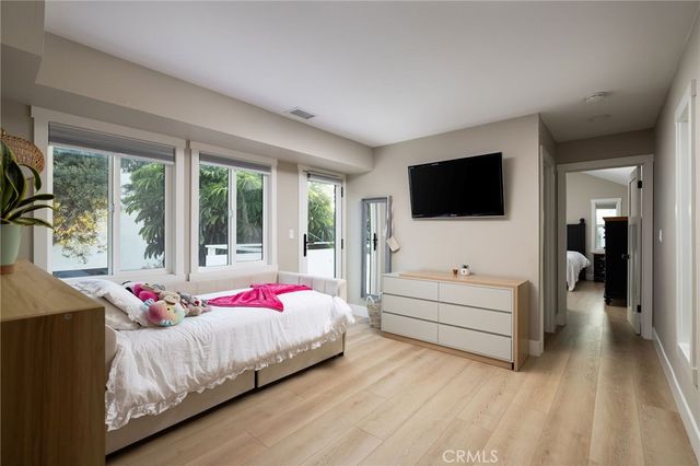 207 21st, Huntington Beach, CA 92648