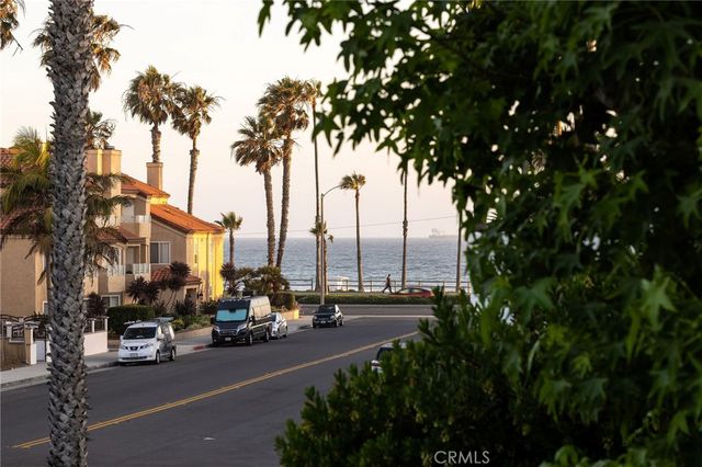 207 21st, Huntington Beach, CA 92648