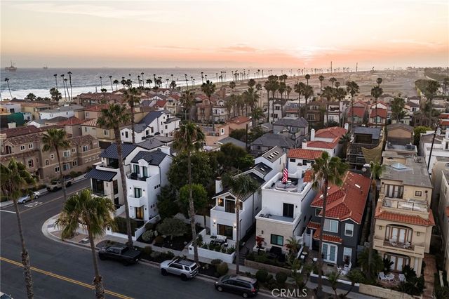 207 21st, Huntington Beach, CA 92648