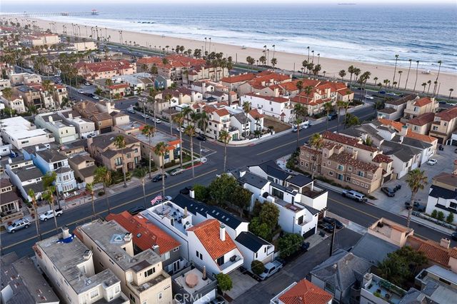 207 21st, Huntington Beach, CA 92648