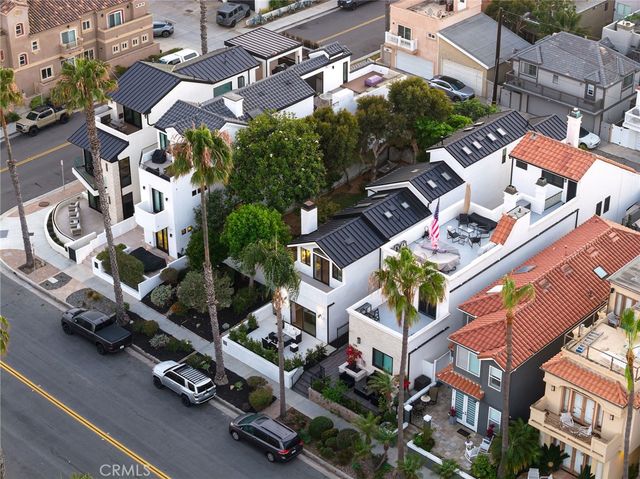 207 21st, Huntington Beach, CA 92648