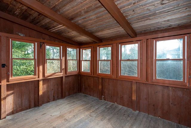 17 Chapman La, Edgartown, MA 02539