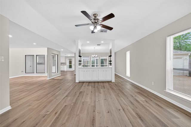 12319 Ella Lee Lane, Houston, TX 77077