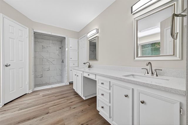 12319 Ella Lee Lane, Houston, TX 77077