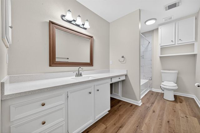 12319 Ella Lee Lane, Houston, TX 77077