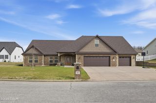1901 Cattails Drive, Joplin, MO 64801