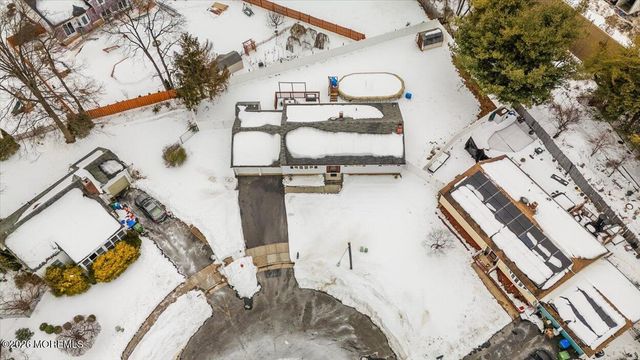 10 Elizabeth Court, Edison, NJ 08817