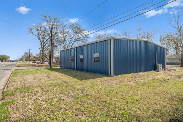 170 Cherry St, Van, TX 75790