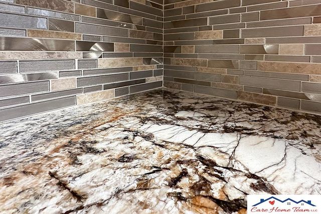 2512 Pinkney Street, Omaha, NE 68111