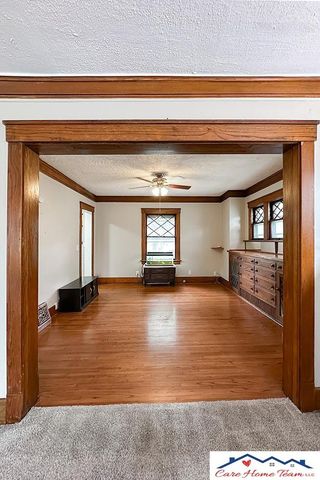 2512 Pinkney Street, Omaha, NE 68111