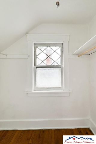 2512 Pinkney Street, Omaha, NE 68111