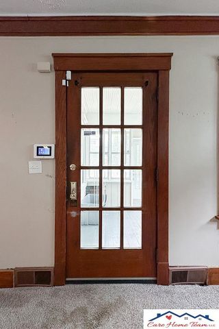 2512 Pinkney Street, Omaha, NE 68111