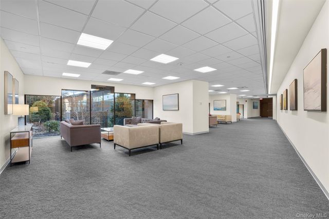 4 Martine Avenue 1011, White Plains, NY 10606