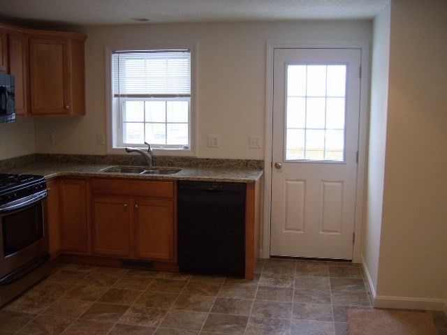 5 Bufton Farm Road 7, Clinton, MA 01510