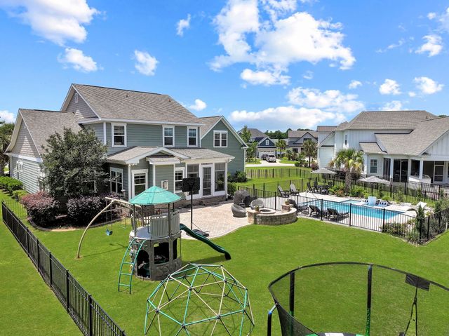 512 Starlit Way, Myrtle Beach, SC 29579