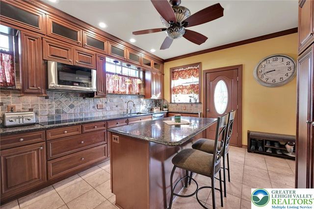 518 East Broad Street, Tamaqua Boro, PA 18252