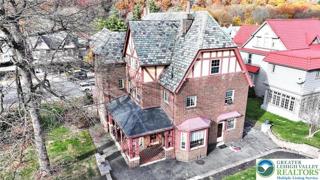 518 East Broad Street, Tamaqua Boro, PA 18252