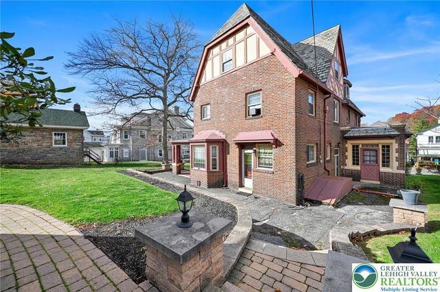 518 East Broad Street, Tamaqua Boro, PA 18252