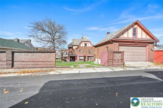 518 East Broad Street, Tamaqua Boro, PA 18252