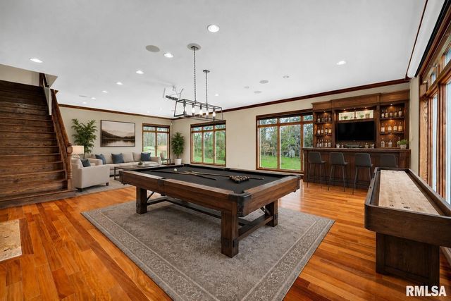 22500 SPRING CREEK Road, Washington, IL 61571