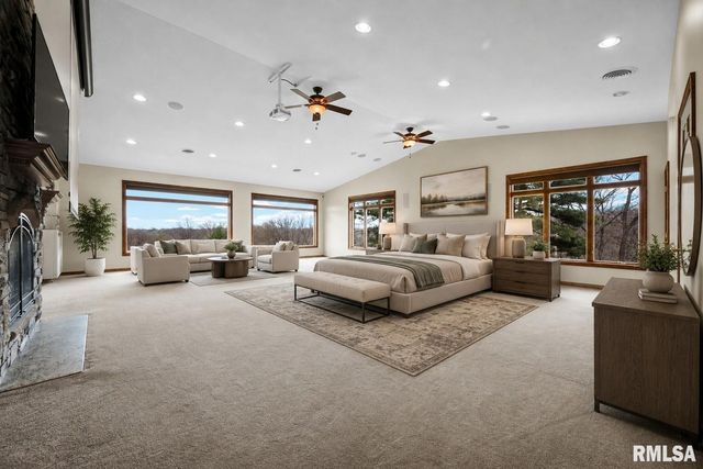 22500 SPRING CREEK Road, Washington, IL 61571