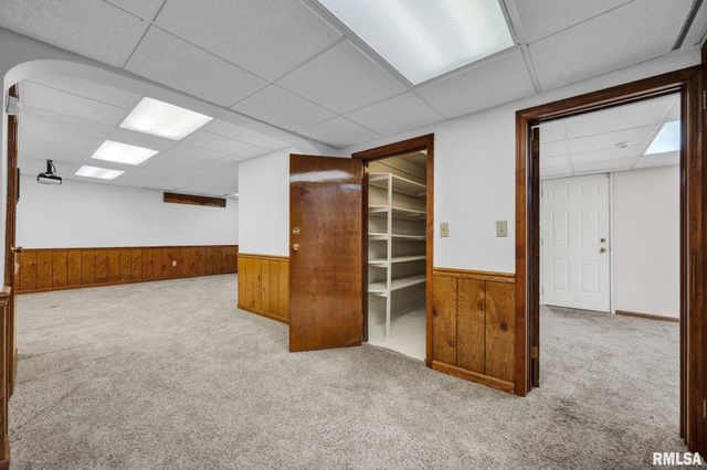 22500 SPRING CREEK Road, Washington, IL 61571