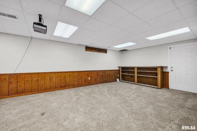 22500 SPRING CREEK Road, Washington, IL 61571