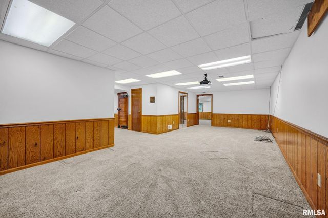 22500 SPRING CREEK Road, Washington, IL 61571