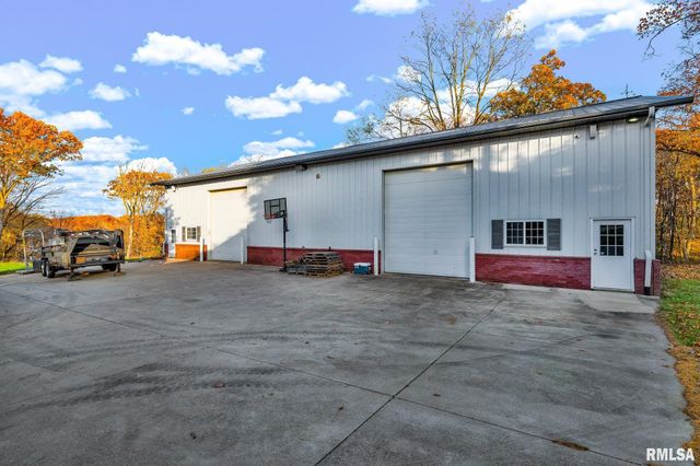 22500 SPRING CREEK Road, Washington, IL 61571