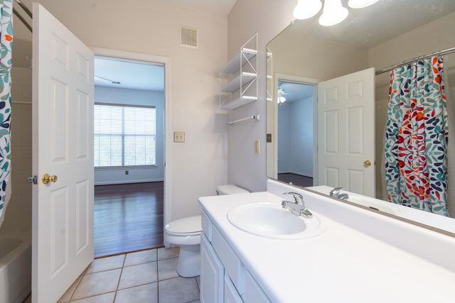 1600 Long Grove Drive 121, Mount Pleasant, SC 29464
