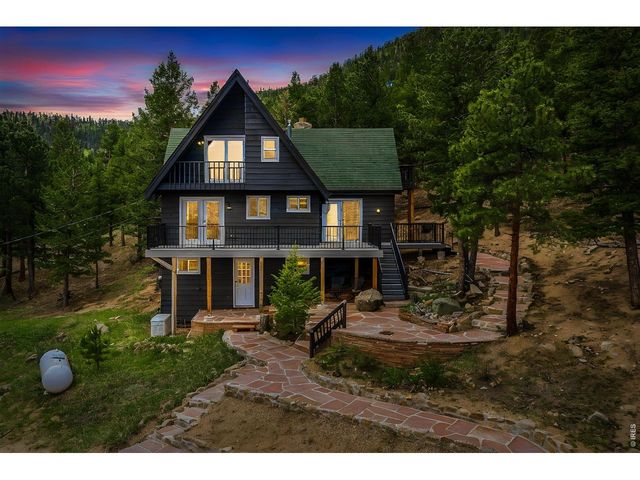 1637 Black Squirrel Dr, Estes Park, CO 80517