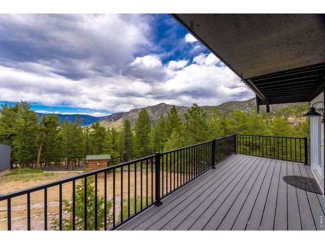 1637 Black Squirrel Dr, Estes Park, CO 80517