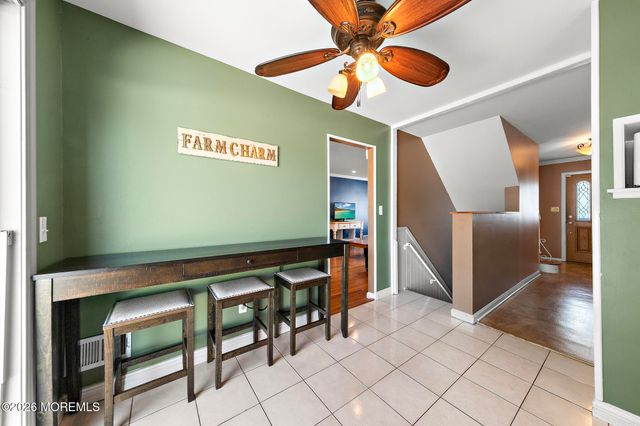 25 Carlow Way, Hazlet, NJ 07730