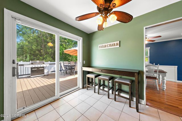 25 Carlow Way, Hazlet, NJ 07730