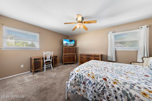 25 Carlow Way, Hazlet, NJ 07730