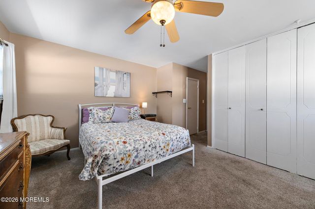25 Carlow Way, Hazlet, NJ 07730