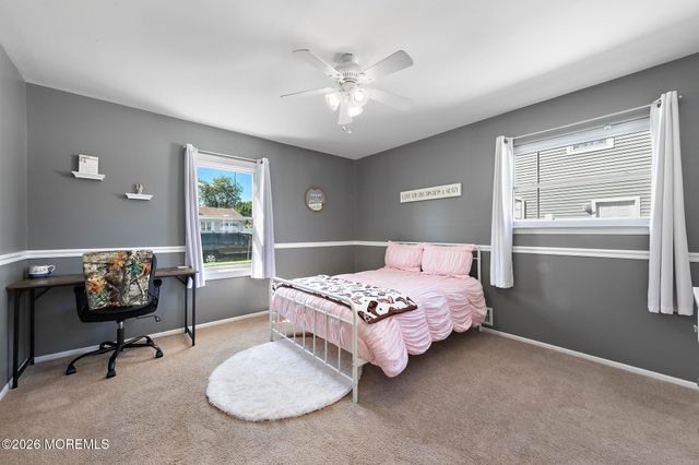 25 Carlow Way, Hazlet, NJ 07730
