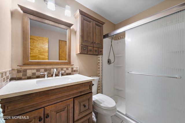 25 Carlow Way, Hazlet, NJ 07730
