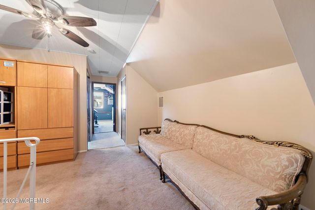 25 Carlow Way, Hazlet, NJ 07730