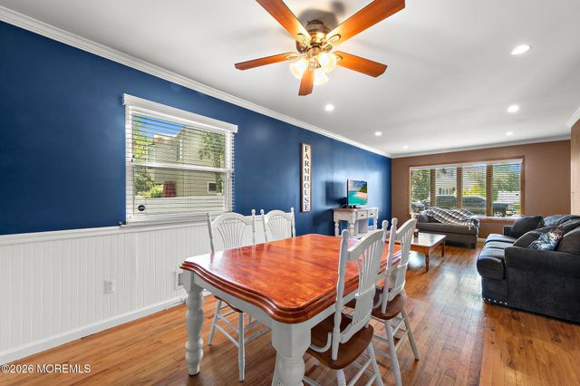25 Carlow Way, Hazlet, NJ 07730