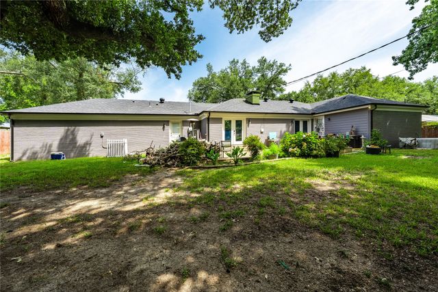 603 Mosley Drive, Athens, TX 75751