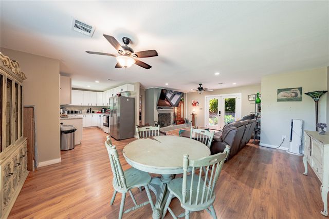 603 Mosley Drive, Athens, TX 75751