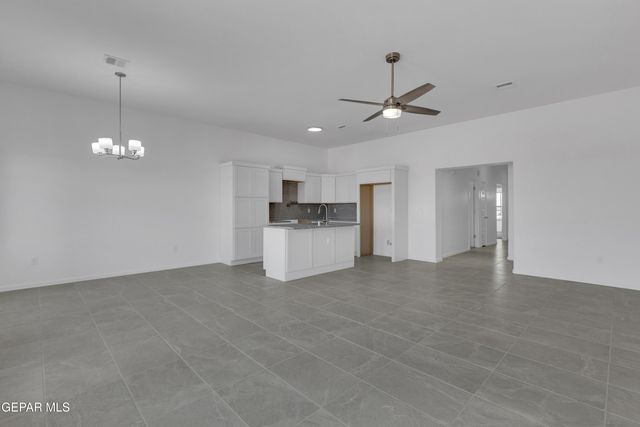 15152 Endurance Avenue, El Paso, TX 79938