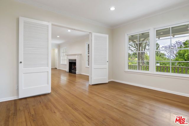 18080 Karen Drive, Encino (los Angeles), CA 91316