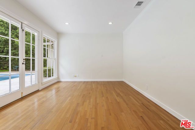 18080 Karen Drive, Encino (los Angeles), CA 91316