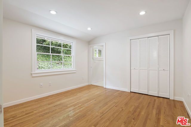 18080 Karen Drive, Encino (los Angeles), CA 91316