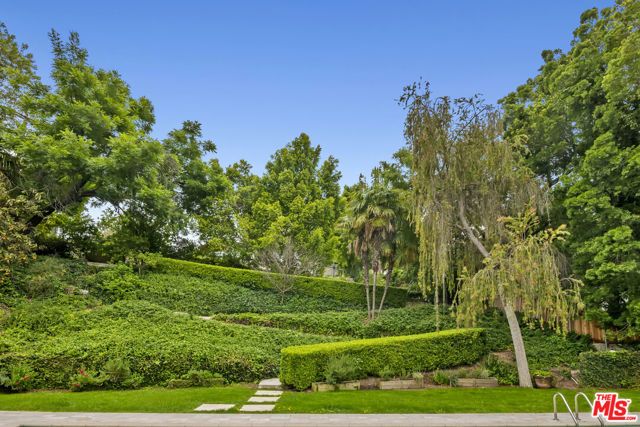 18080 Karen Drive, Encino (los Angeles), CA 91316