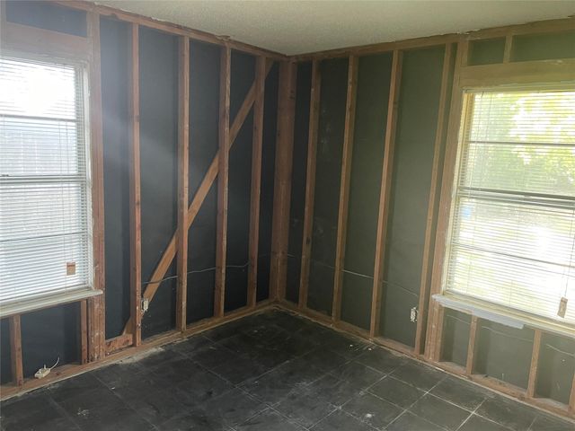 1104 Gardner CV, Austin, TX 78721